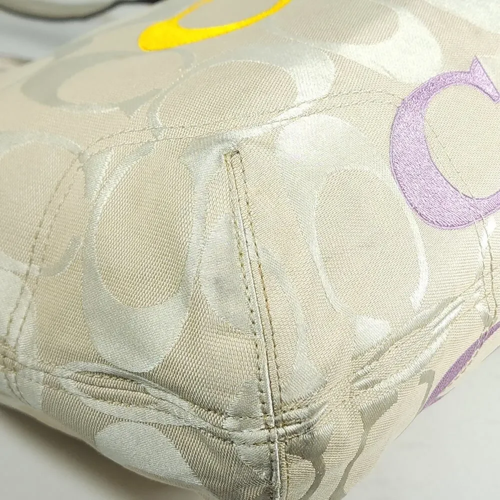Coach vtg poppy